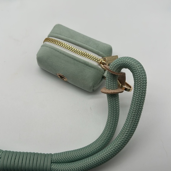 Mint Green Dog Leash with Pouch - Picture 3 of 3